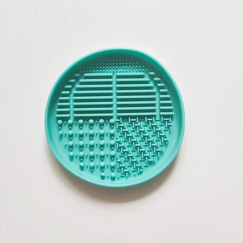 Anti-Slip Slow Feeder Bowl – Anti-Knockover Silicone Food Plate for Cats & Puppies - Paw Care USA