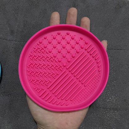 Anti-Slip Slow Feeder Bowl – Anti-Knockover Silicone Food Plate for Cats & Puppies - Paw Care USA