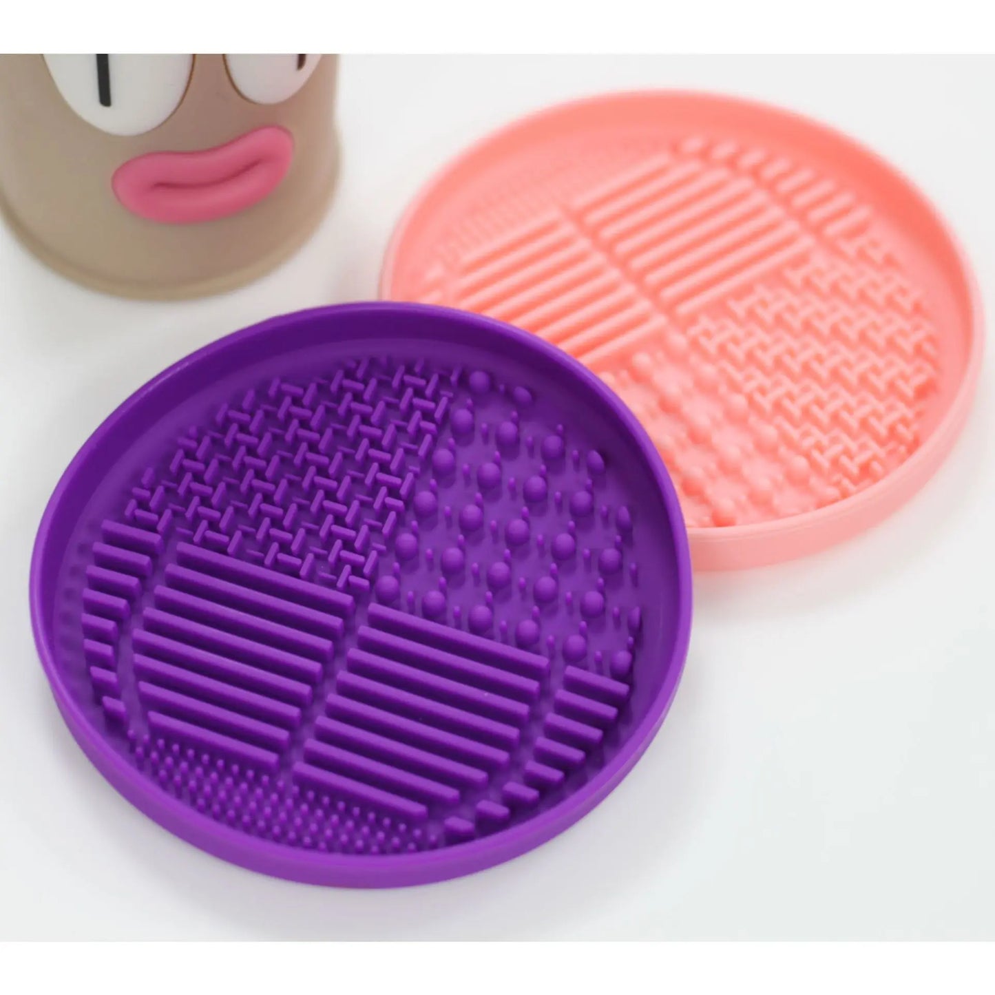 Anti-Slip Slow Feeder Bowl – Anti-Knockover Silicone Food Plate for Cats & Puppies - Paw Care USA