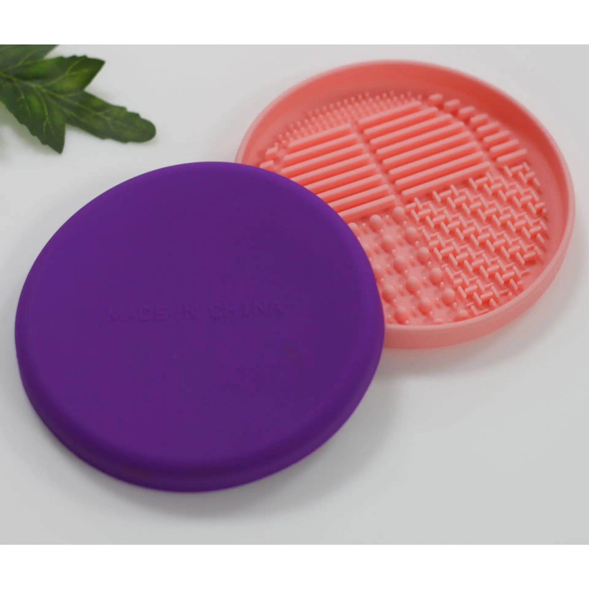 Anti-Slip Slow Feeder Bowl – Anti-Knockover Silicone Food Plate for Cats & Puppies - Paw Care USA